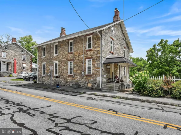 323 Boyd St, Cornwall, PA 17042