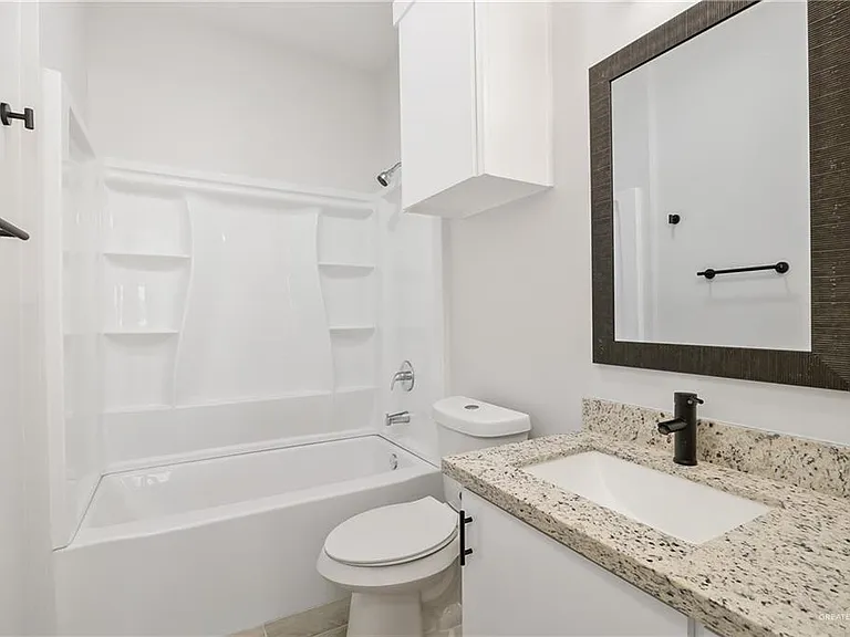 1006 Sugar Garden Dr #4 — Photo 12
