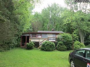 8240 Walnut St SW, Sherrodsville, OH