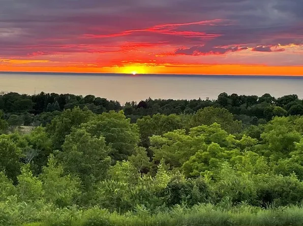 7567 Sunrise Ridge Ln Unit 4, Egg Harbor, WI 54209