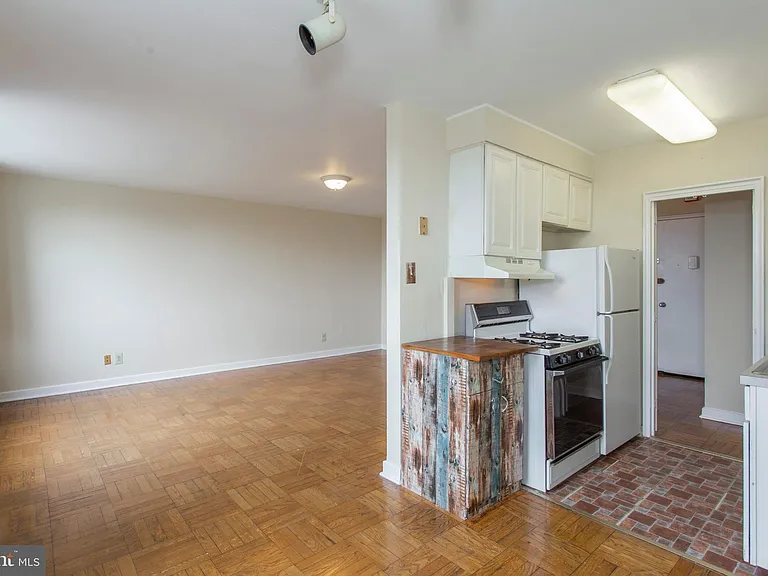 2601 Pennsylvania Ave #711 — Photo 12