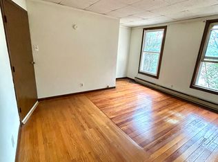 172 Carey Ave APT 3, Wilkes Barre, PA 18702