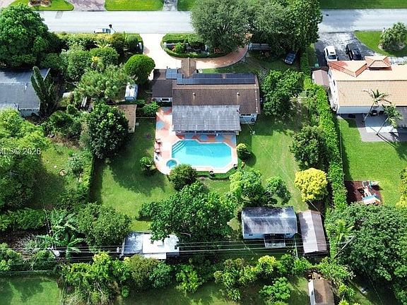 2nd image of 10965 SW 116th St