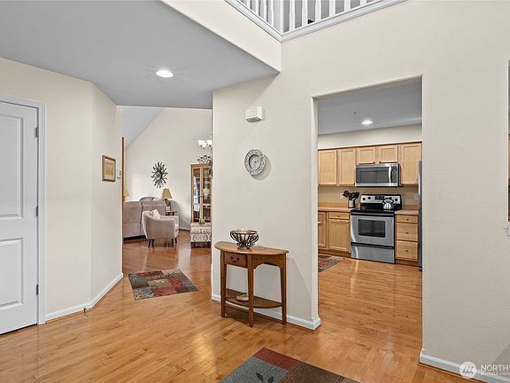 4th image of 5909 Panorama Dr SE #6-102