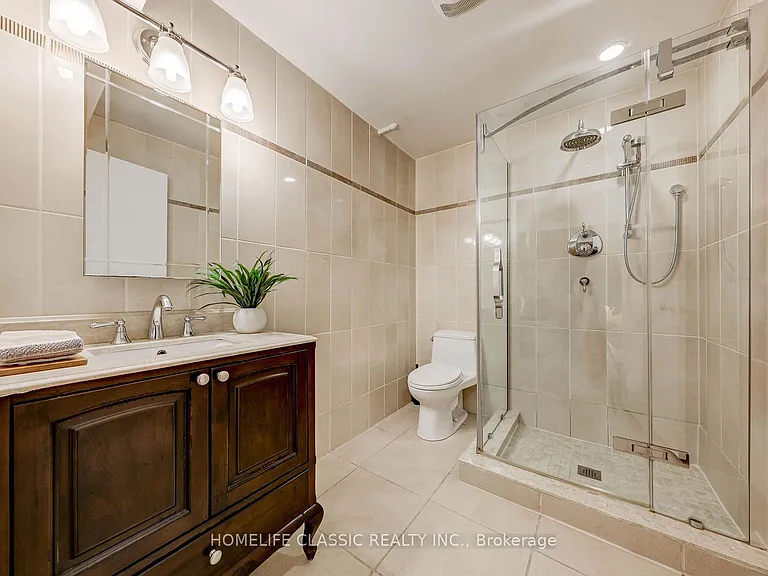 56 Gray Cres #BASEMENT — Photo 10