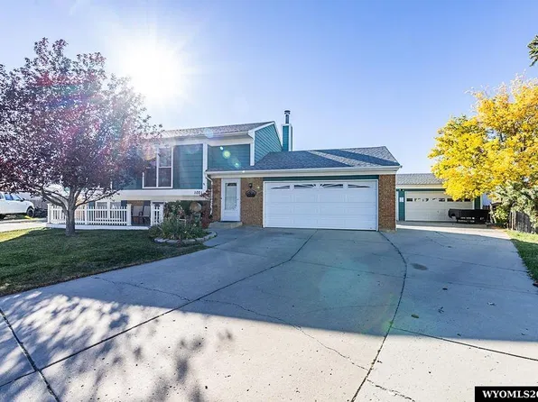 1021 Ford Cir, Rock Springs, WY 82901