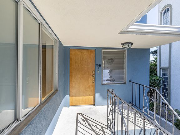 3rd image of 1026 6th St APT D
