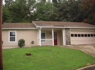 5449 Pepperwood Ct, Stone Mountain, GA 30087
