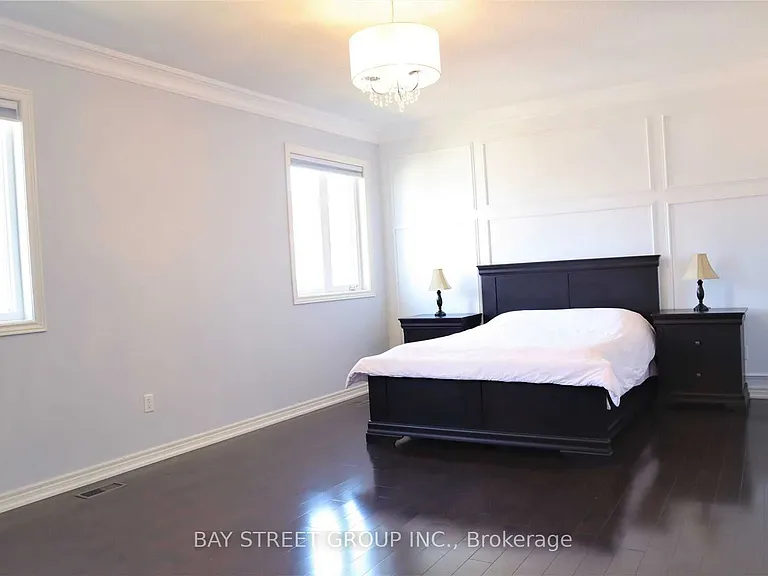 9 Eber St — Photo 11