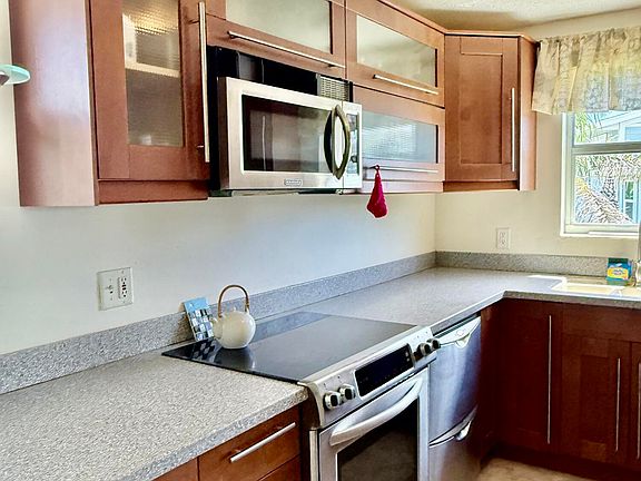 5th image of 107 Imperial Heights Dr