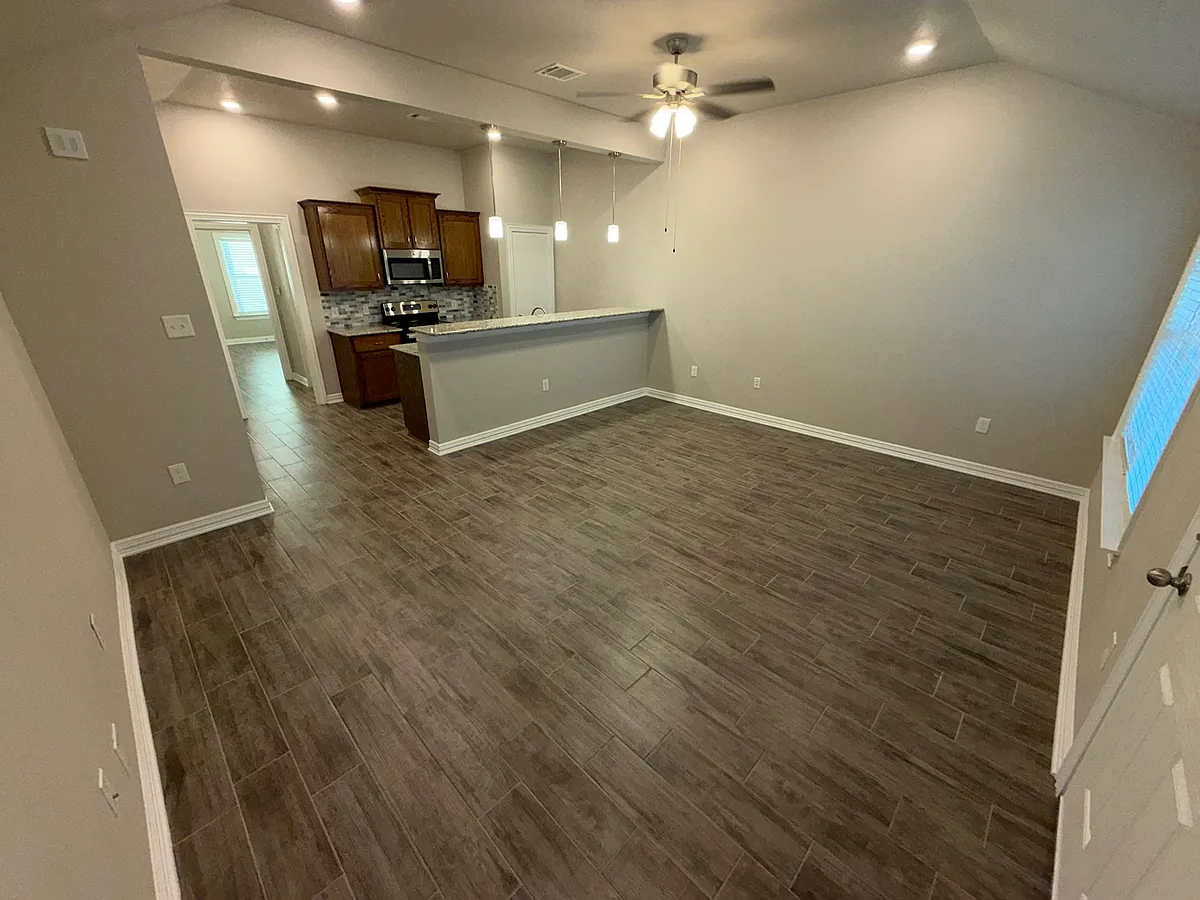 Building Photo - 3211 Addison Way