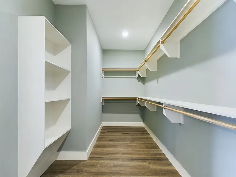 505 Mooney Ln — Photo 13
