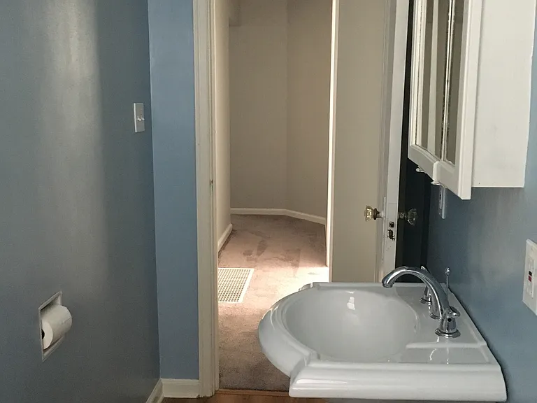 414 S Spring St — Photo 21