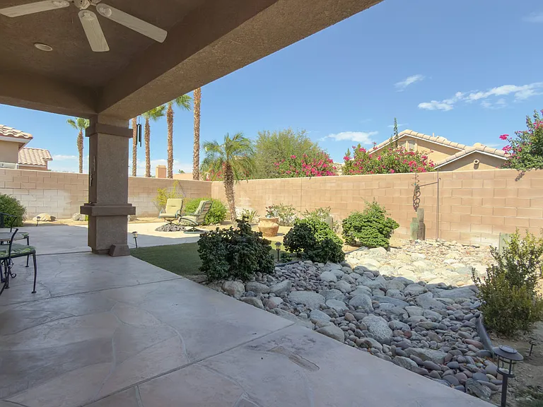 45576 Whistler Ct — Photo 1