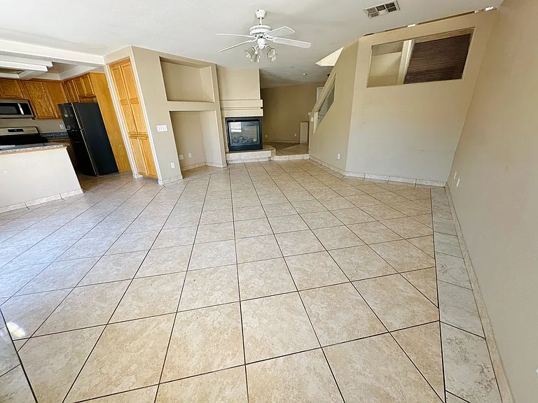 964 Plantain Lily Ave — Photo 4