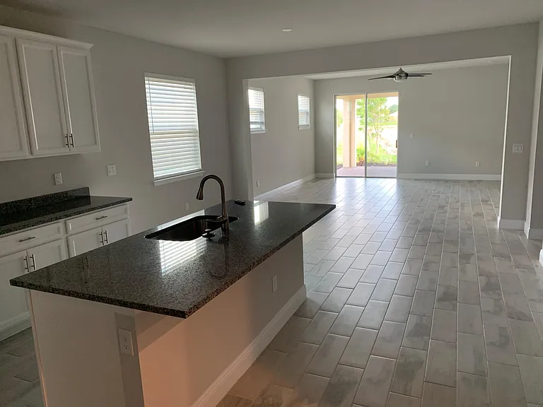 11795 Sistine Ln — Photo 12