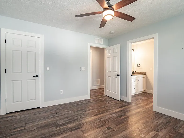 109 Gaston Cir — Photo 53