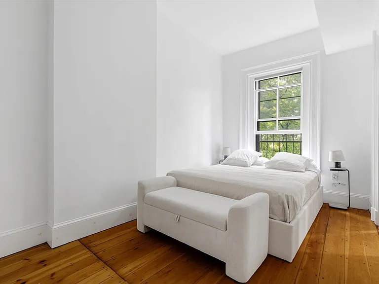 302 Commonwealth Ave #C — Photo 10