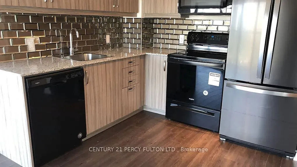 3 bed, $2,800 — Photo 3