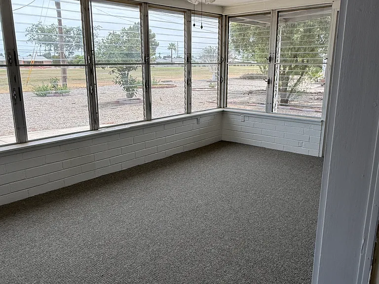 12235 N Cherry Hills Dr W — Photo 2
