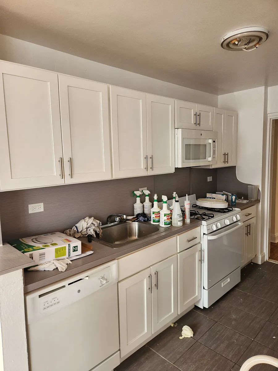 Building Photo - 8675 Midland Pkwy #2D