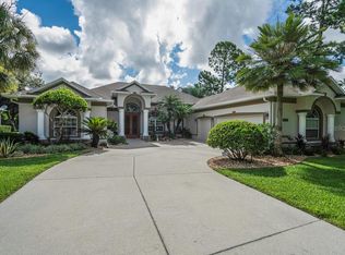 1054 Ceasars Ct, Mount Dora, FL 32757