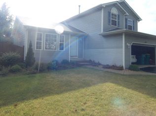 811 Hollow Glen Ct, Joliet, IL 60431