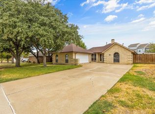 4009 Dorris Rd, Irving, TX 75038