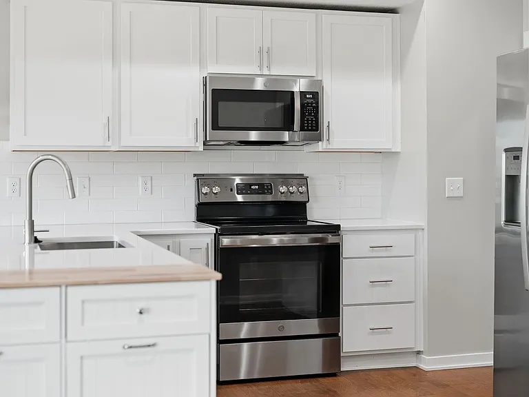 959 Titan Dr — Photo 9