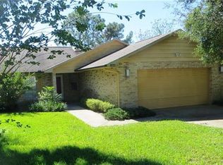 10048 Dorset Dr, Leesburg, FL 34788