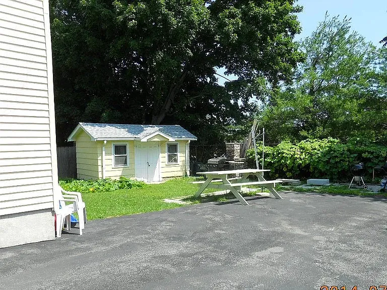 15 Lyons Ct #15 — Photo 11