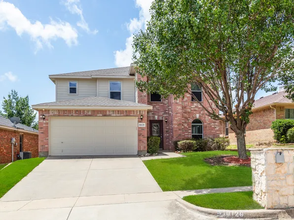 10129 Cougar Trl, Fort Worth, TX 76108