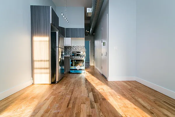 Rented by Nooklyn NYC LLC | media 34