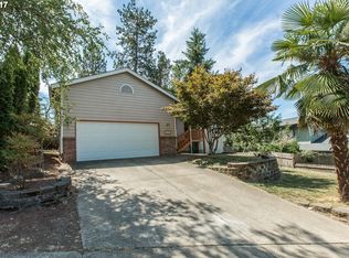 2411 Hawkins Ln, Eugene, OR