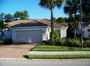 9545 Hemingway Ln, Fort Myers, FL 33913