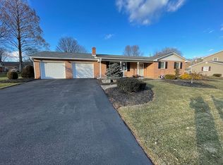 1530 Kenwood Dr, Bethlehem, PA 18017