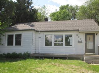 827 N Edgemoor St, Wichita, KS 67208