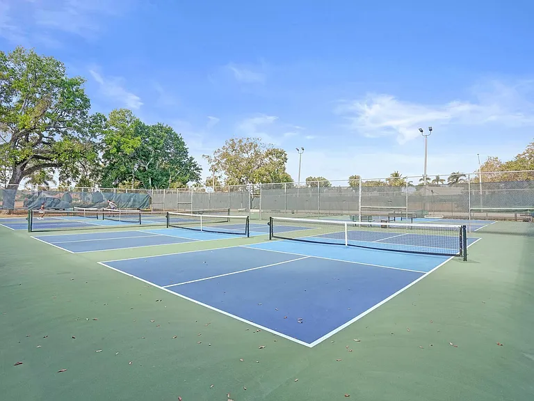 9460 Poinciana Pl #101 — Photo 35