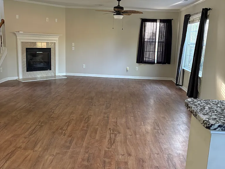 10518 Haddington Dr NW — Photo 8