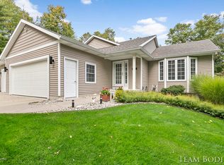 5729 Seven Mile Rd NE, Belmont, MI 49306