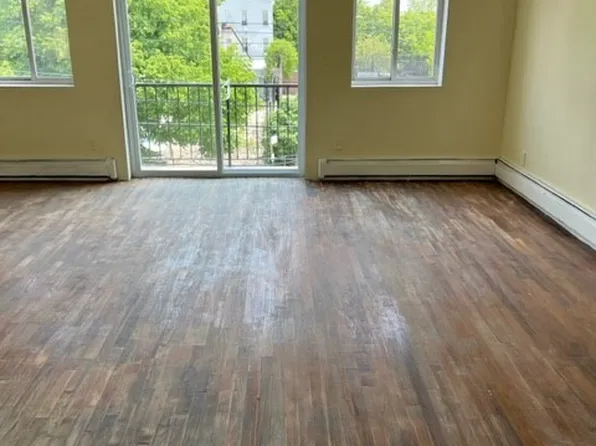 60 Vermont Street image 3 of 4