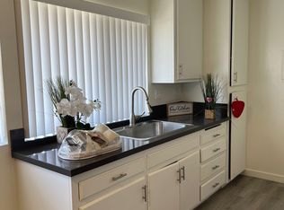 Woodside Garden Apartments, Tustin, CA 92780