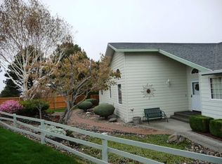 3712 W 29th Ct, Kennewick, WA