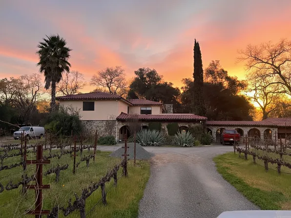 102 Foothill Blvd, Calistoga, CA 94515