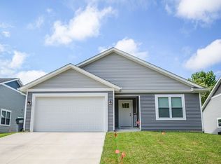 7363 W Mustang Dr, Ellettsville, IN 47429