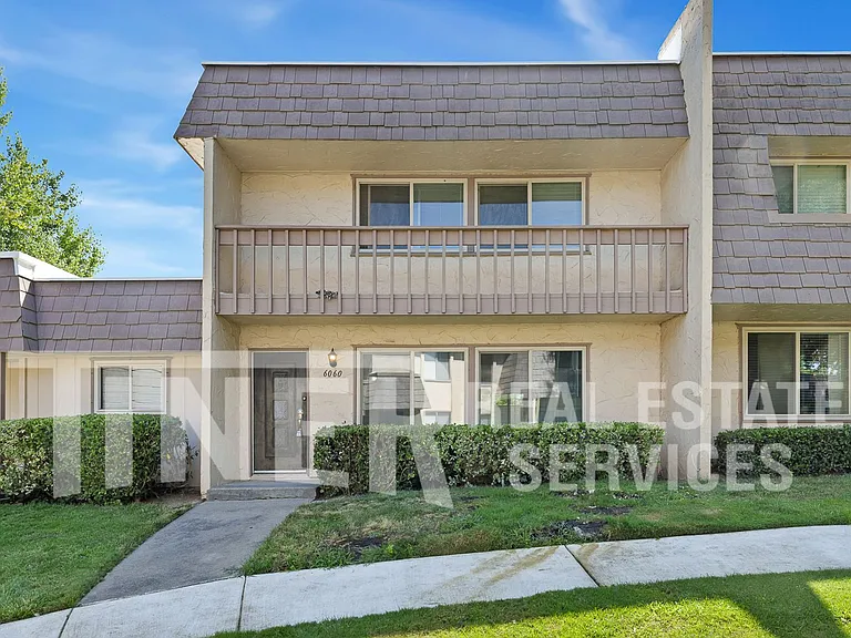 6060 Via Casitas — Photo 5