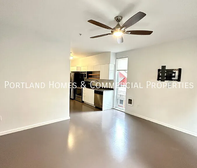 4010 SE Division St #3A — Photo 3