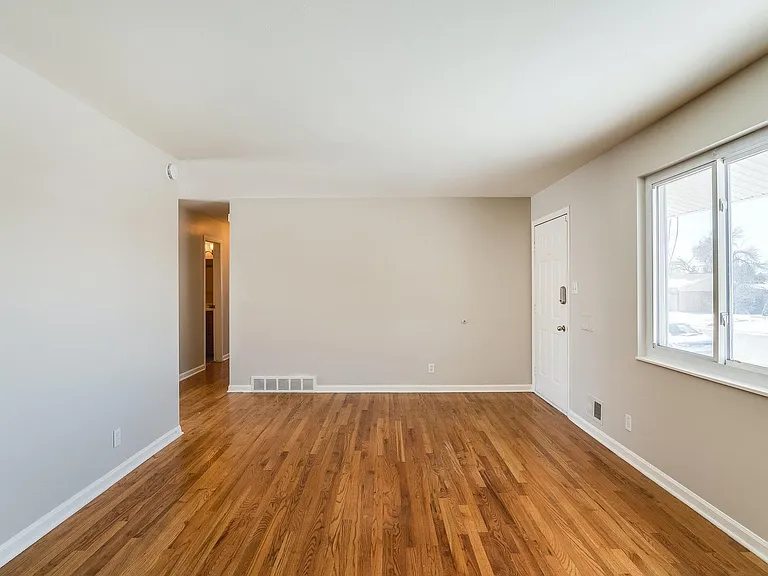 11272 Lafayette St — Photo 4