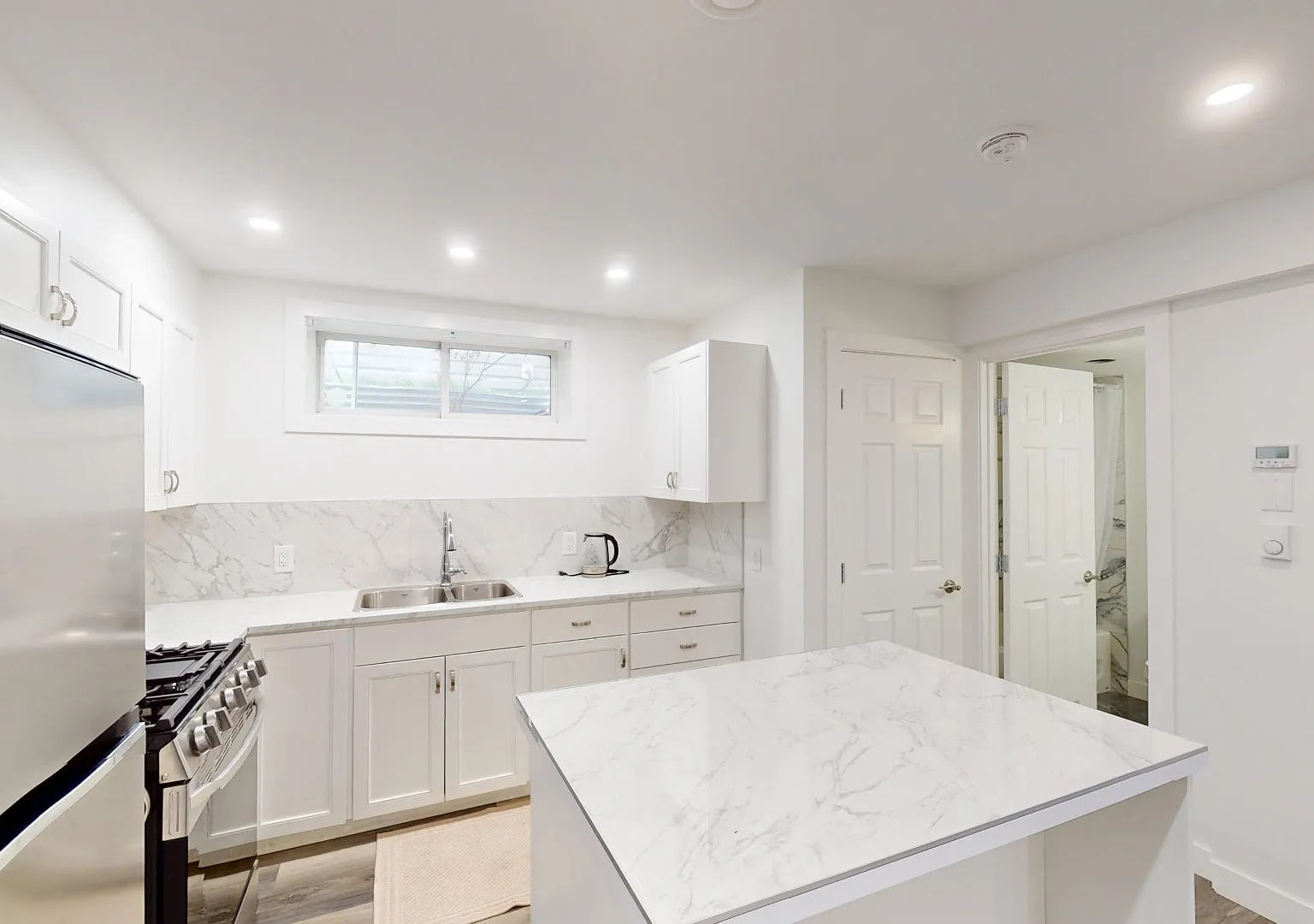 5339 Copperfield Gate Se-BSMT — Photo 2