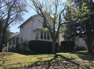 614 2nd St, Somers Point, NJ 08244